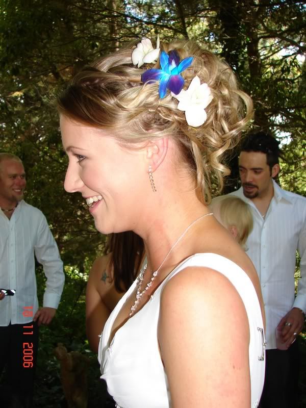 IMAGE: http://i80.photobucket.com/albums/j164/swaybee/DSC03122.jpg