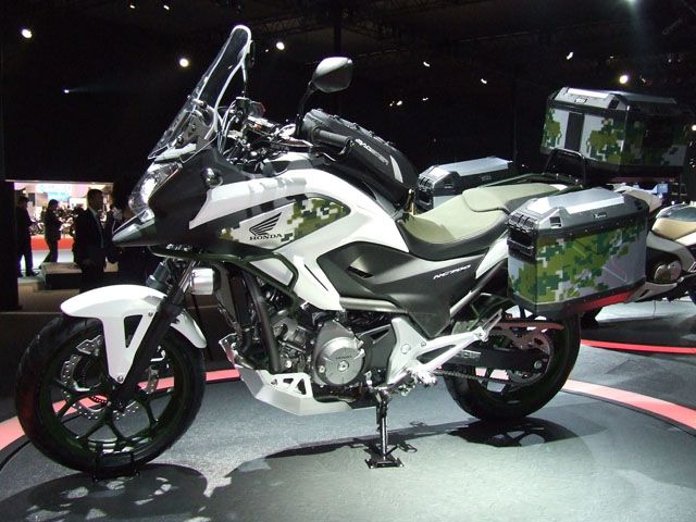 nc700x luggage