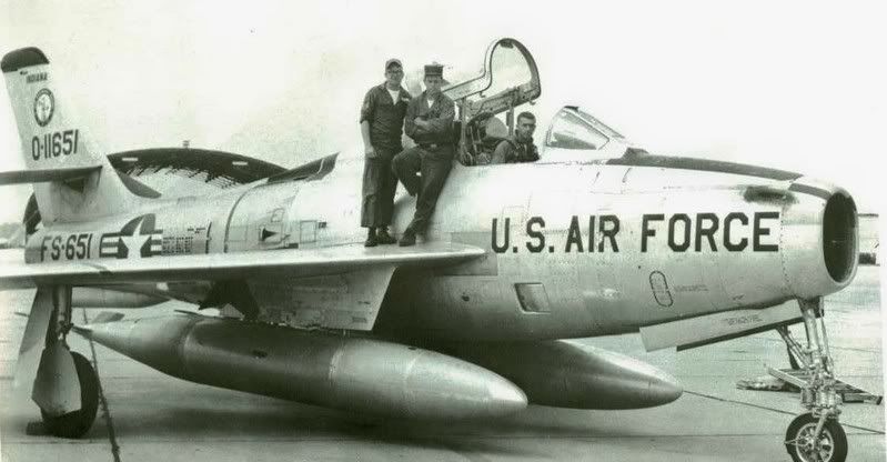 F-84F-6-1.jpg
