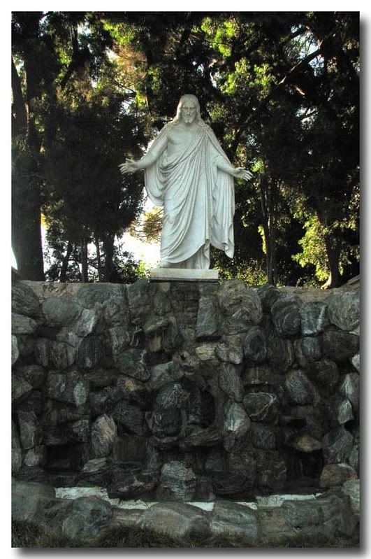 IMAGE: http://i80.photobucket.com/albums/j165/thisnamztaken/ChristWaterfall068.jpg