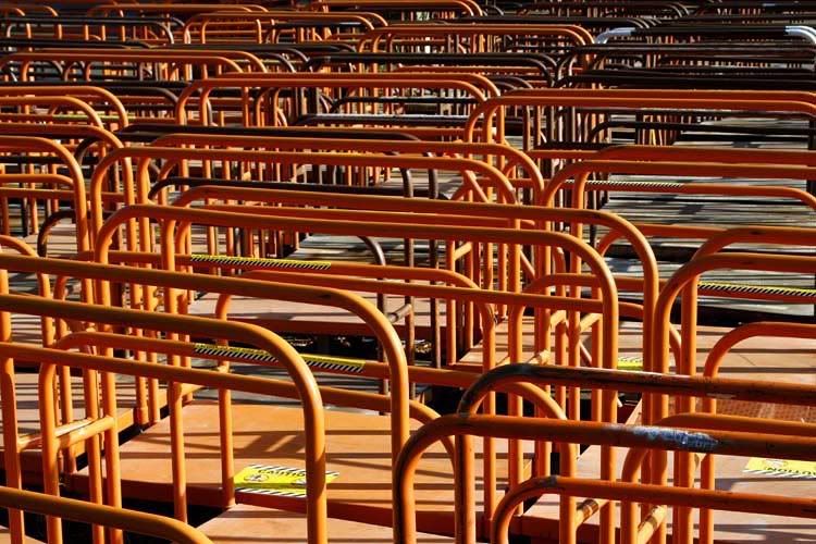 IMAGE: http://i80.photobucket.com/albums/j165/thisnamztaken/Orangel002.jpg