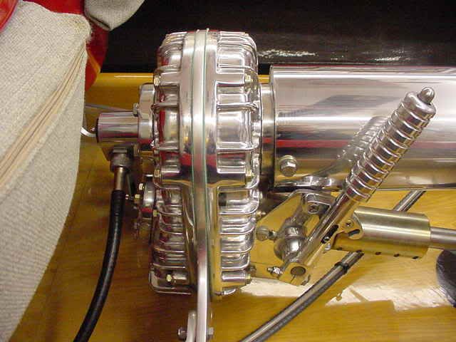 vdriveandshifterfromleft.jpg