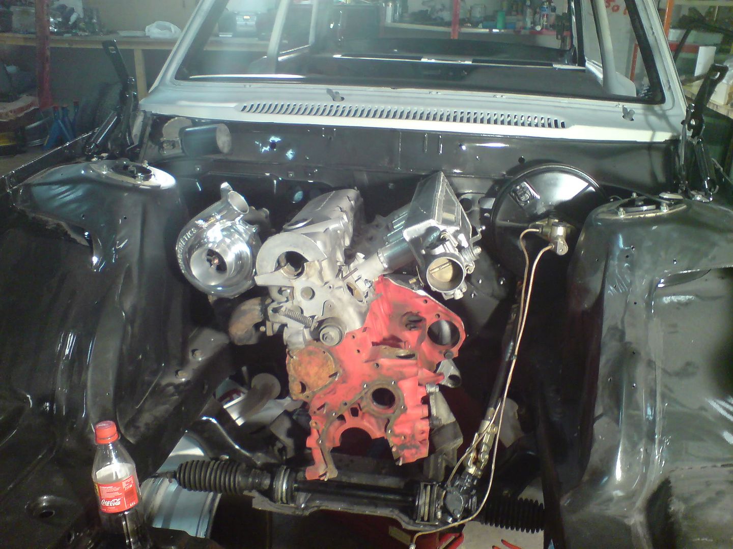 volvo242Tmotor-2.jpg