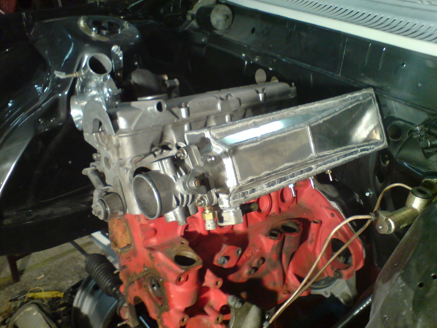 volvo242Tmotor-3.jpg