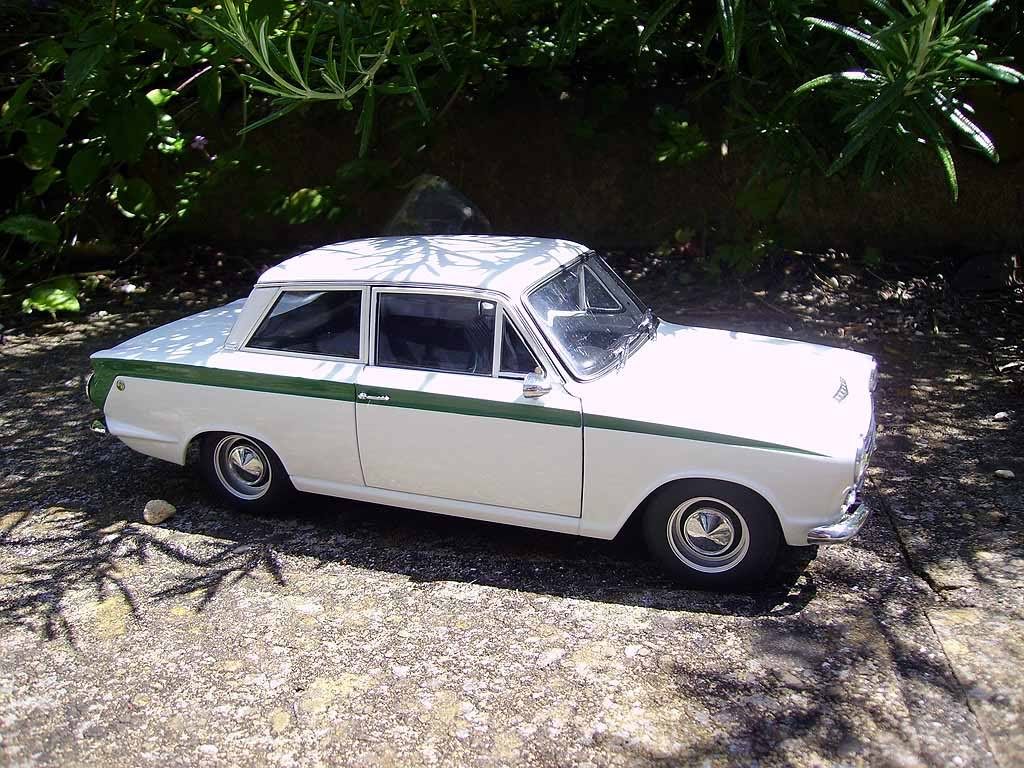 autoart lotus cortina