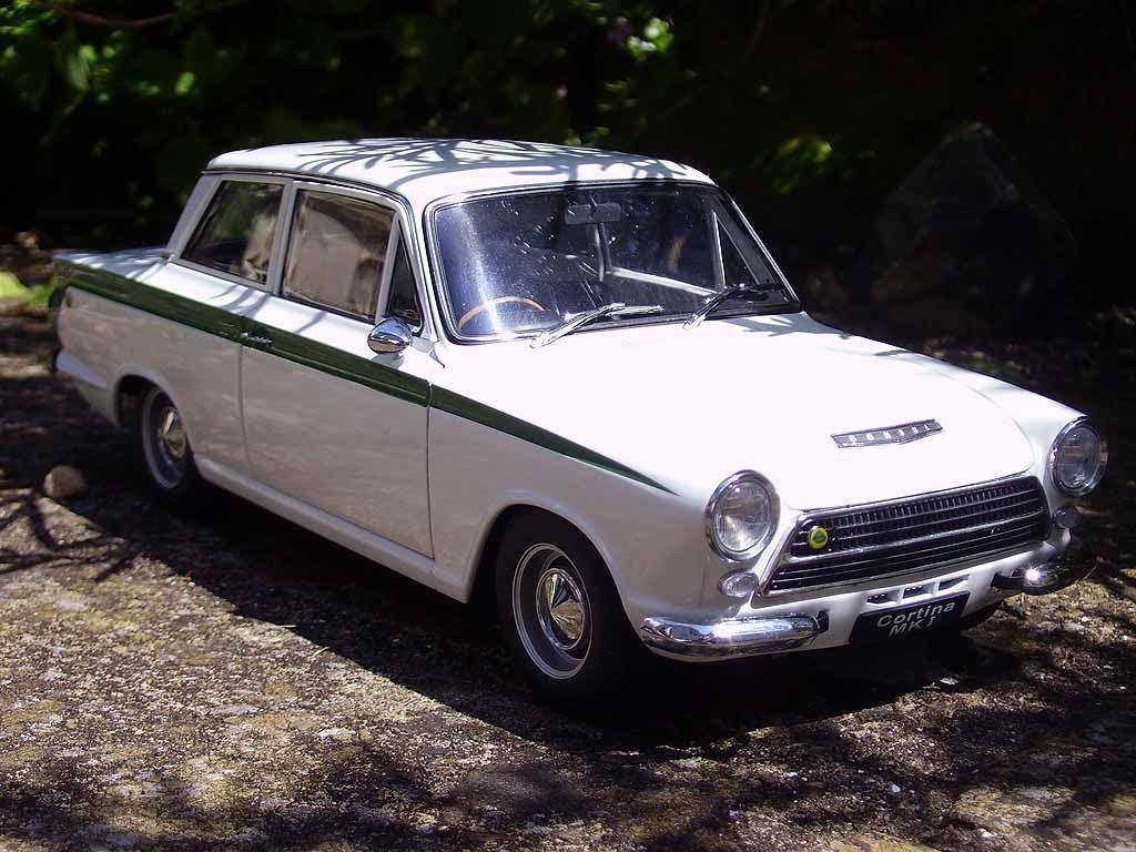 autoart lotus cortina