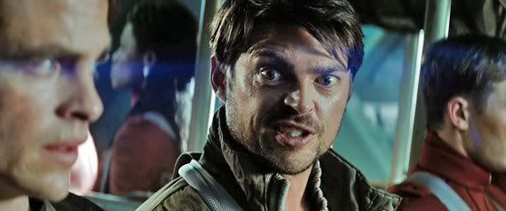 karl-urban-dr-mccoy.jpg