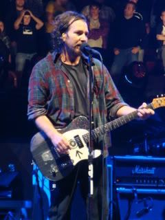 pearljam023-1.jpg