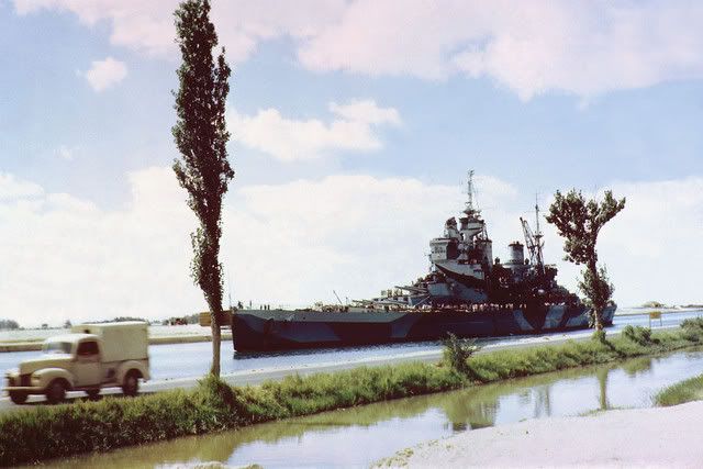 HMS_Howe_in_Suez_Canal_1944sized-1.jpg